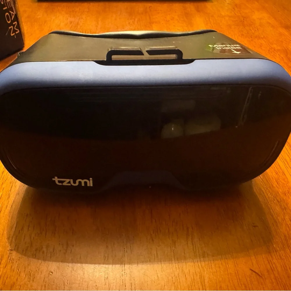 Dream Vision Smartphone VR Headset